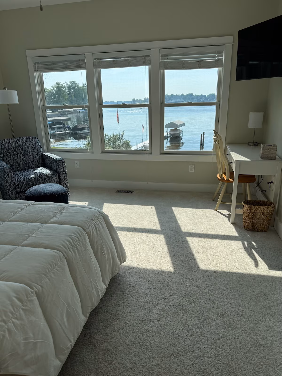 Bayview House lake room view